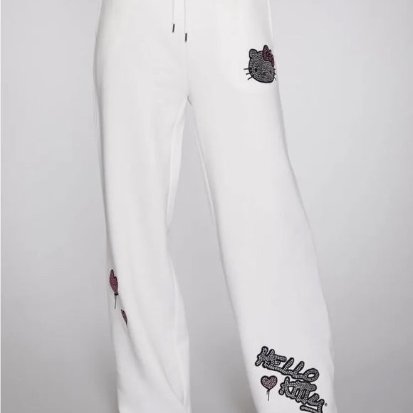 Forever 21 Hello Kitty Rhinestone White Graphic Sweatpant Jogger Pant MEDIUM - Picture 2 of 9